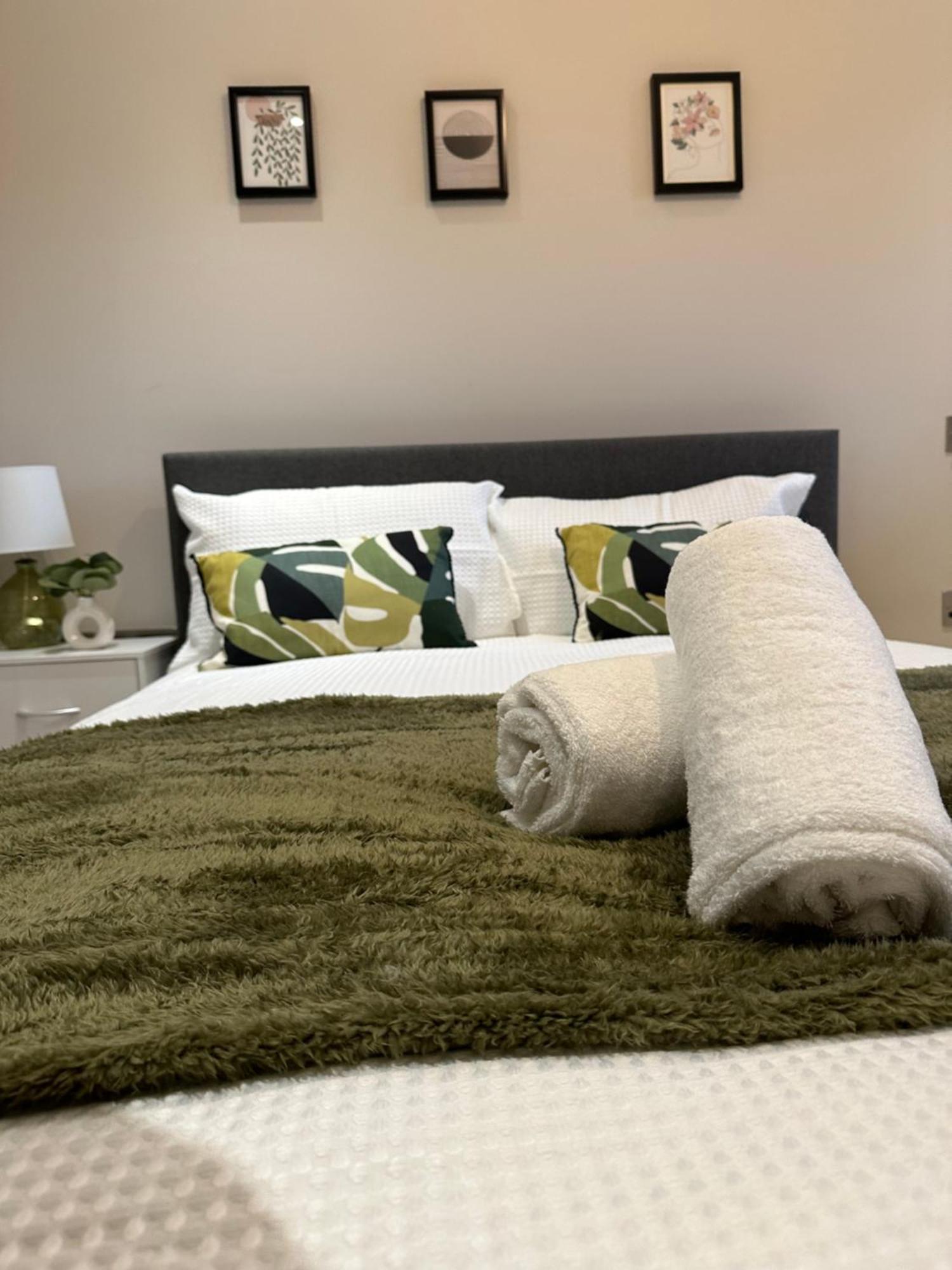 Richardson Deluxe Apartments Лондон Экстерьер фото